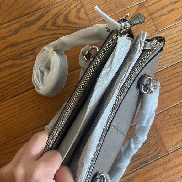 NWT Coach Purse - Picture 3 of 4